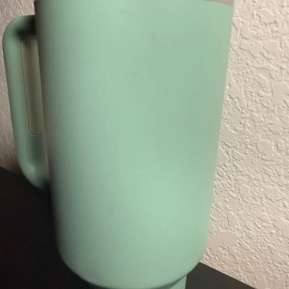 Stanley Mint Green Travel Mug - Picture 2 of 8